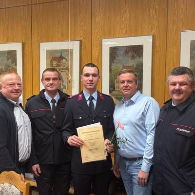 Gruppenbild Jugendfeuerwehrwarternennung